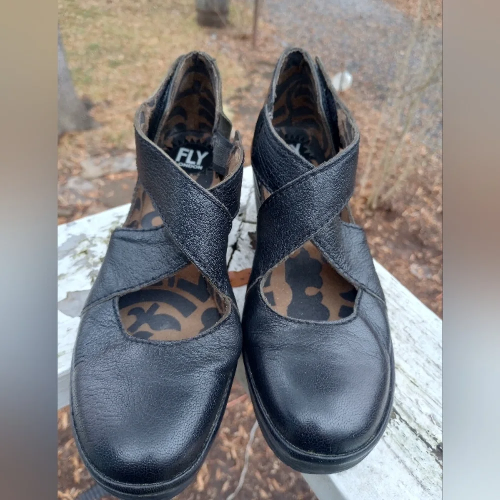 Fly London Mary Jane Style Wedge Black Leather Size 39